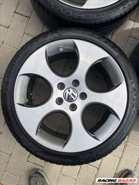 Volkswagen Gti alufelni Continental gumikkal 2. kép