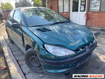 Peugeot 206 1.4i bontott alkatrészei