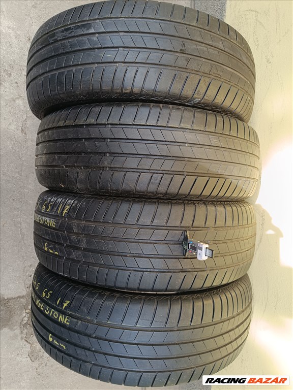  245/6517" újszerű Bridgestone nyári gumi gumi 2. kép
