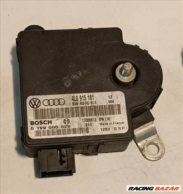 Audi Q7 (4L) vezérlő akkumulátorhoz 4l0915181
