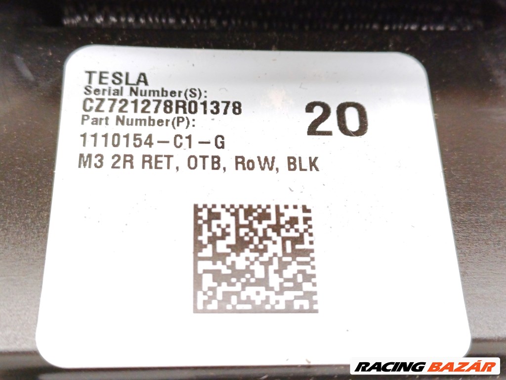 Tesla Model 3 Hátsó biztonsági öv  111015401g 3. kép