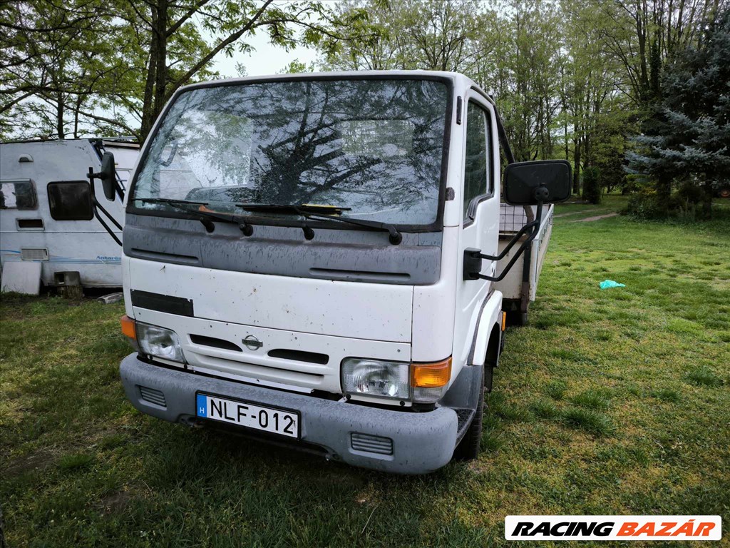 Eladó Nissan Cabstar F23 haszonjármű Billencs ! 3. kép