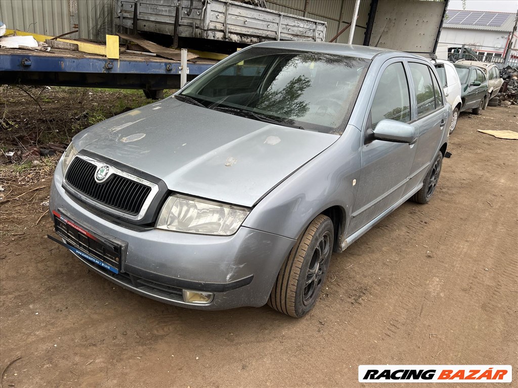 Skoda Fabia 1.2 -AWY- bontott alkatrészei 1. kép