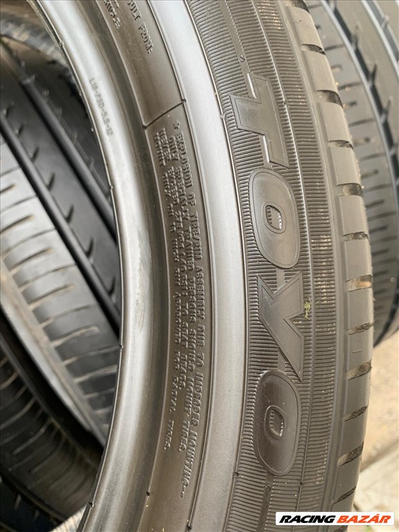  215/5018" újszerű Toyo Tires nyári gumi gumi 3. kép