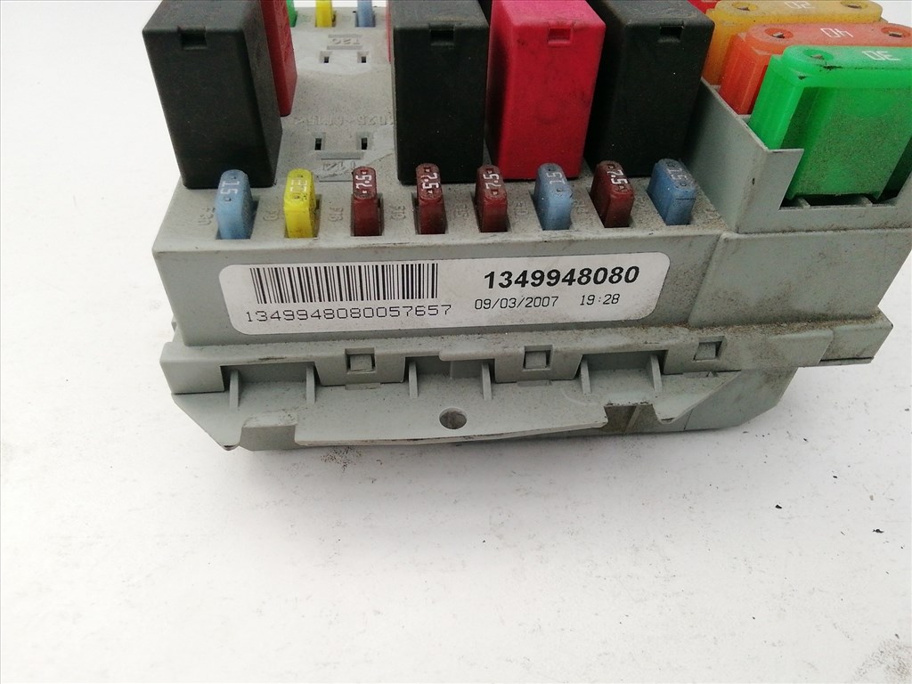 Fiat Ducato 2006-2014 külső Biztosítéktábla 1349948080 2. kép