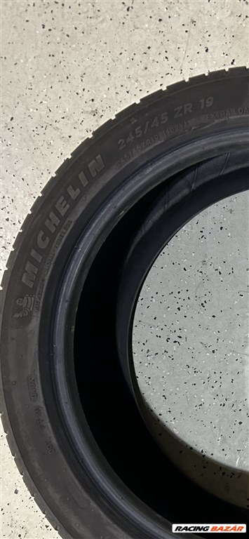  245/4519" használt Michelin nyári gumi gumi 1. kép