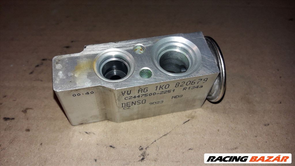 Volkswagen Passat B6 Táguló Szelep 1K0 820 679 1. kép