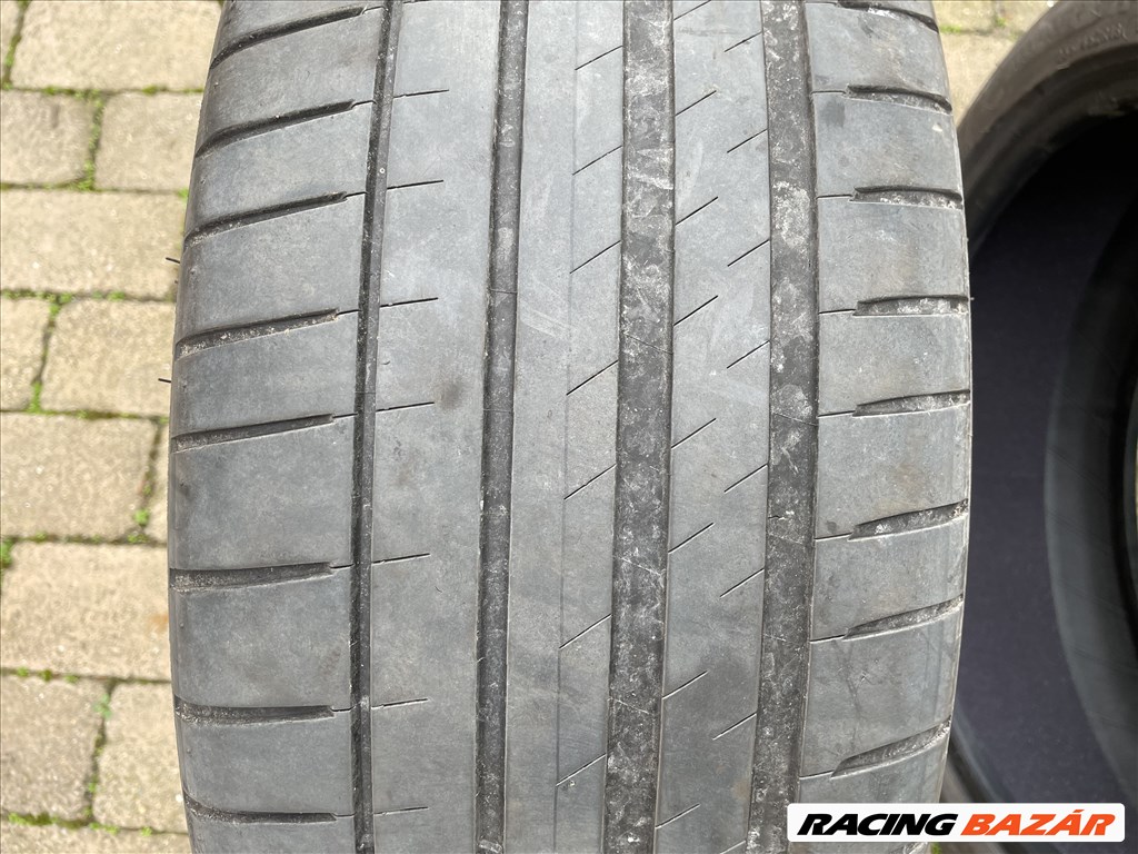 Michelin Pilot Sport 4 235/45 ZR 18 98Y nyári gumiból 2 darab eladó 3. kép