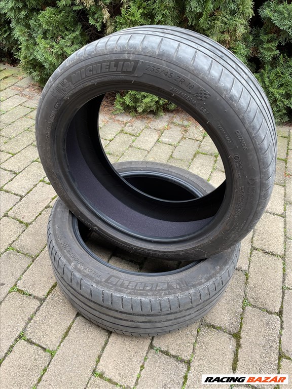 Michelin Pilot Sport 4 235/45 ZR 18 98Y nyári gumiból 2 darab eladó 7. kép