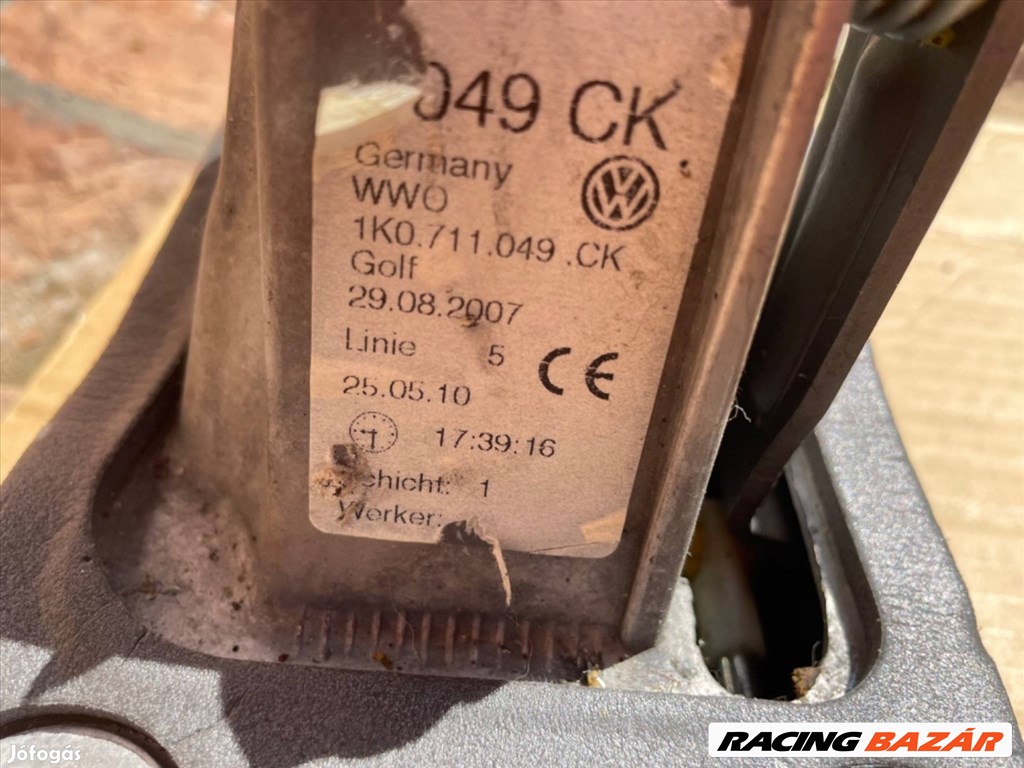 Volkswagen Golf VI váltó kulissza 1K0 711 061 B  3. kép