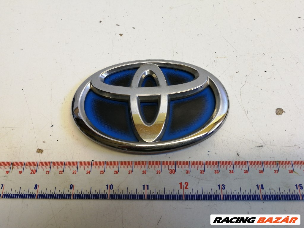 Toyota Yaris (XP130) hátsó jel (embléma) 1. kép