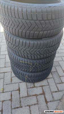Gyári szerelésű,újszerű Pirelli 225/40r18 téli gumi