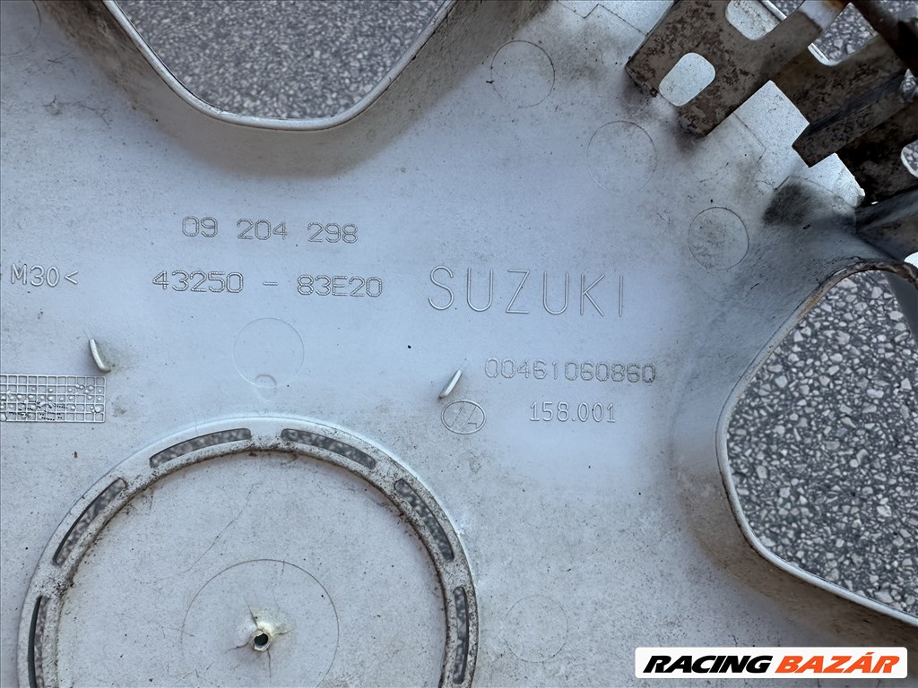 1db Suzuki 14-es gyári disztárcsa! 2. kép