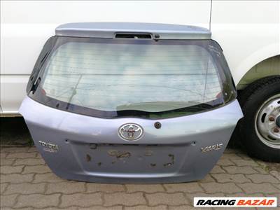 Toyota Yaris (XP130) csomagtérajtó