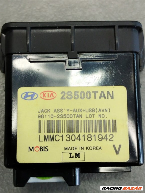 Hyundai ix35 USB aljzat 961102s500 2. kép