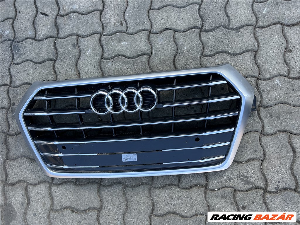 Audi Q5 (80A) diszrács 1. kép