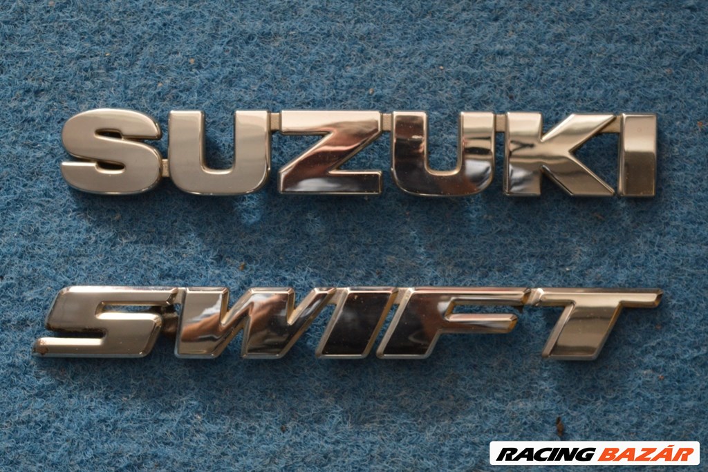 Suzuki Swift króm emblémák  1. kép