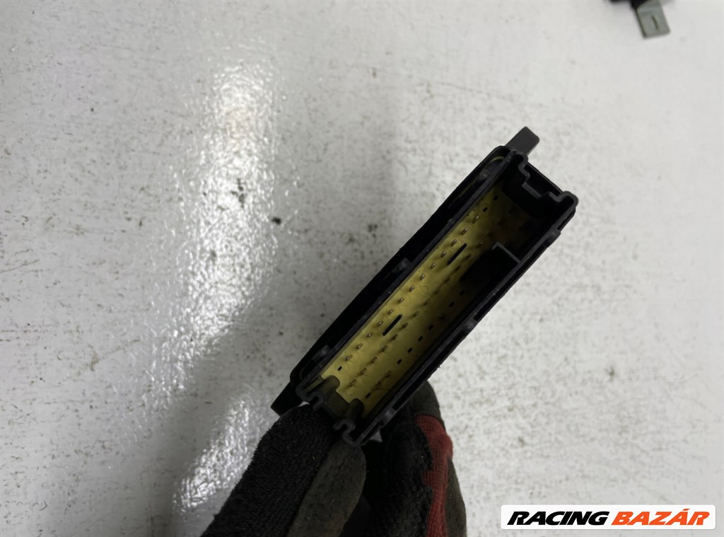 Opel Vectra C központizár elektronika 13193368jq 1. kép