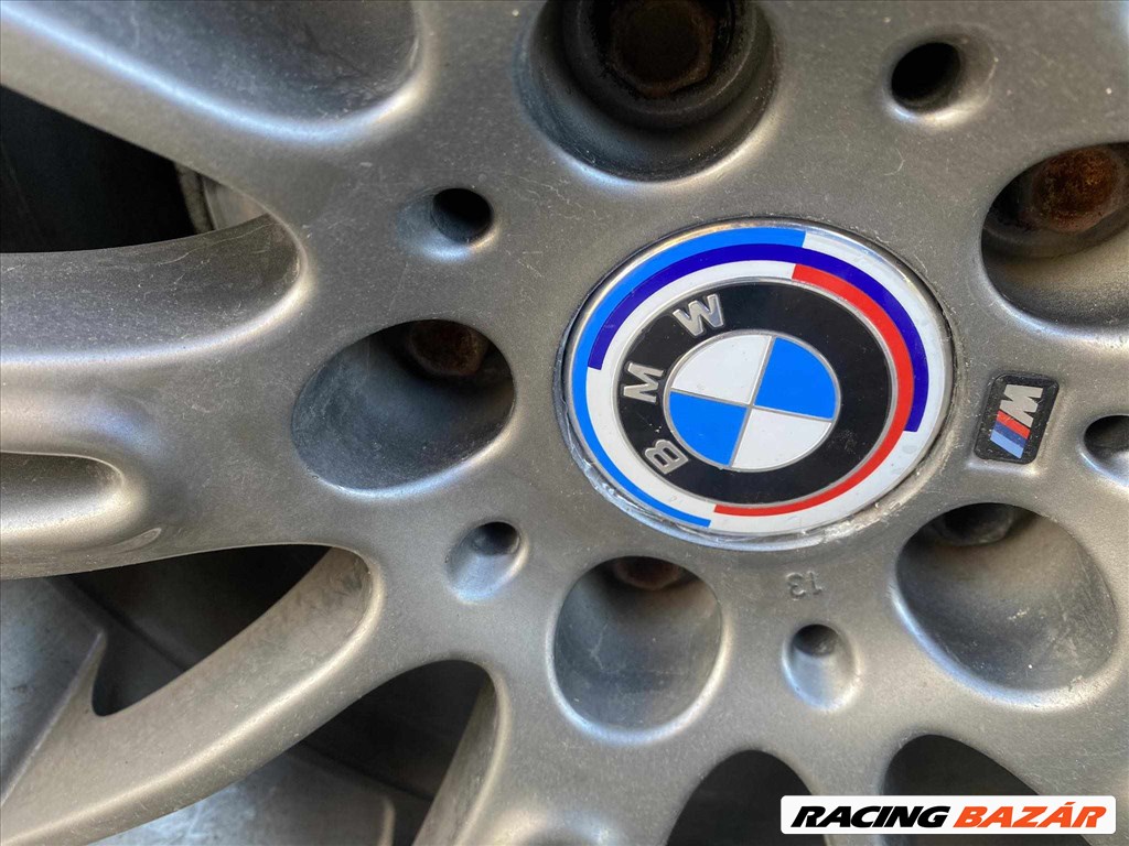 BMW Jubíleumi csomag (embléma szett, felnikupak szett, kormányközép) 7. kép