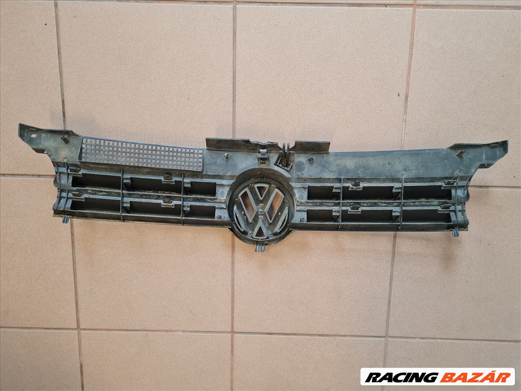 Volkswagen Golf IV hűtőrács LO41 6. kép