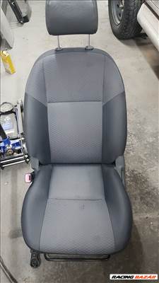Toyota Hilux (AN10/AN20/AN30) ülés 