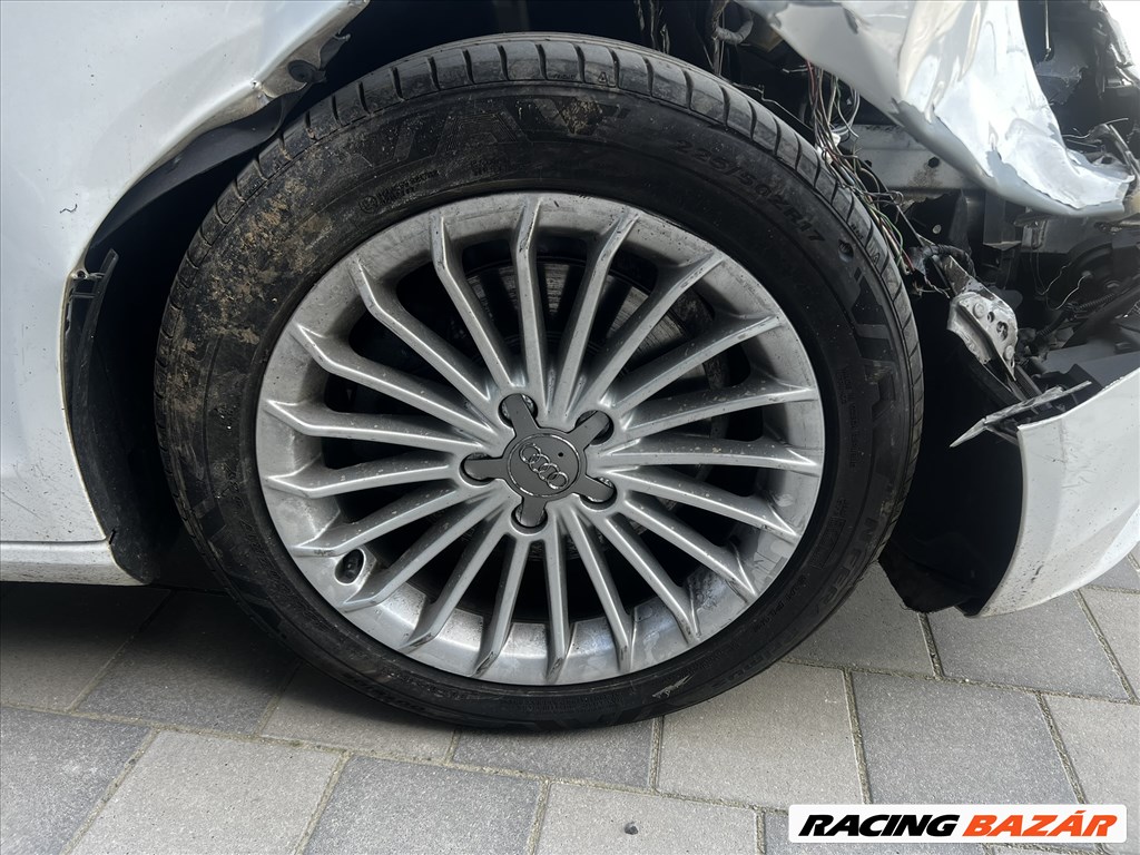 Audi A4 B8 facelift bontás 2013 21. kép