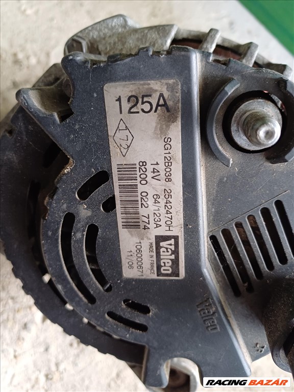 Renault Clio II generátor  8200022774 1. kép