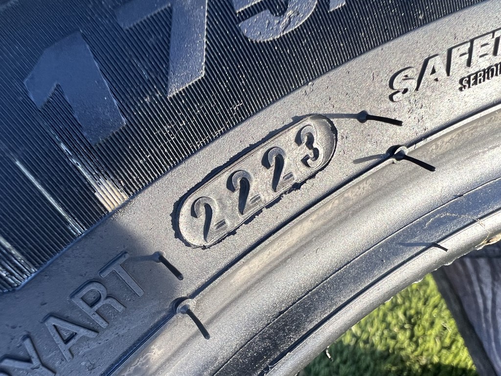 175/60 R16 Kumho Solus 4S Ha32 négyévszakos gumi ÚJ 5. kép