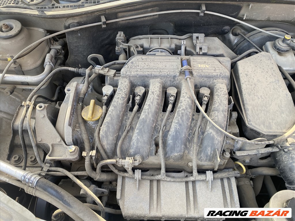 Dacia Logan 1.6i bontott alkatrészei 4. kép
