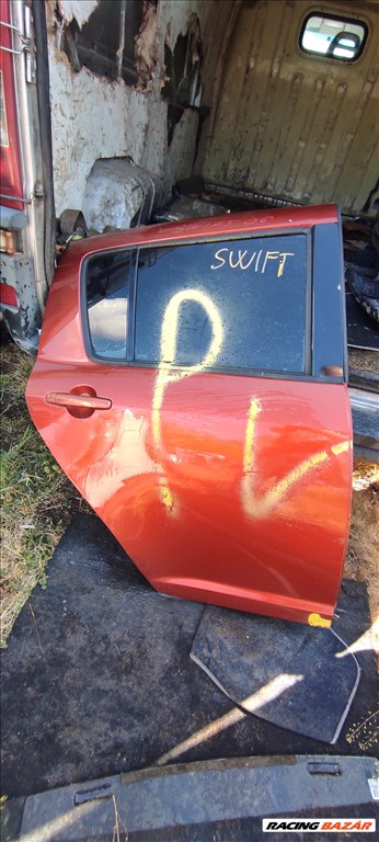 Suzuki Swift V Jobb hátsó ajtó  1. kép