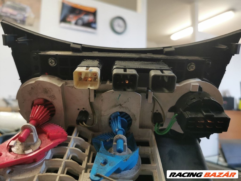 Hyundai i10 (PA) Fűtéskapcsoló (manuális klímás)  972500x0304x 5. kép