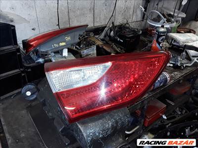 Hyundai i30 2012-2016 bal belső hátsó lámpa