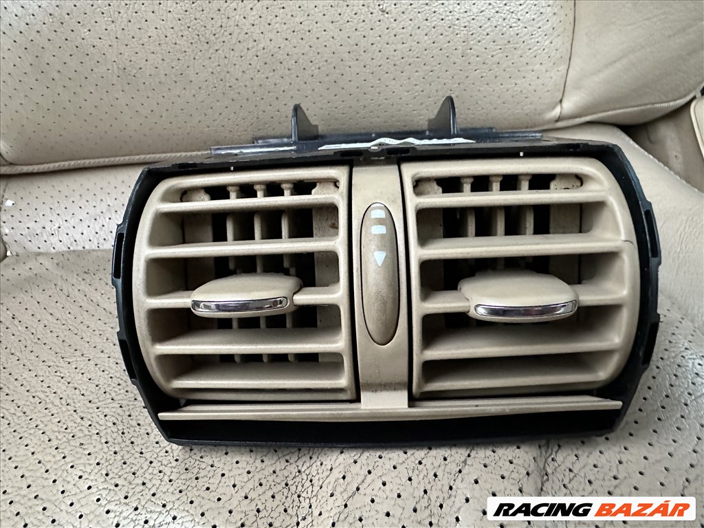 Mercedes w203 hátsó szellőző rostély rács a2038300454 1. kép