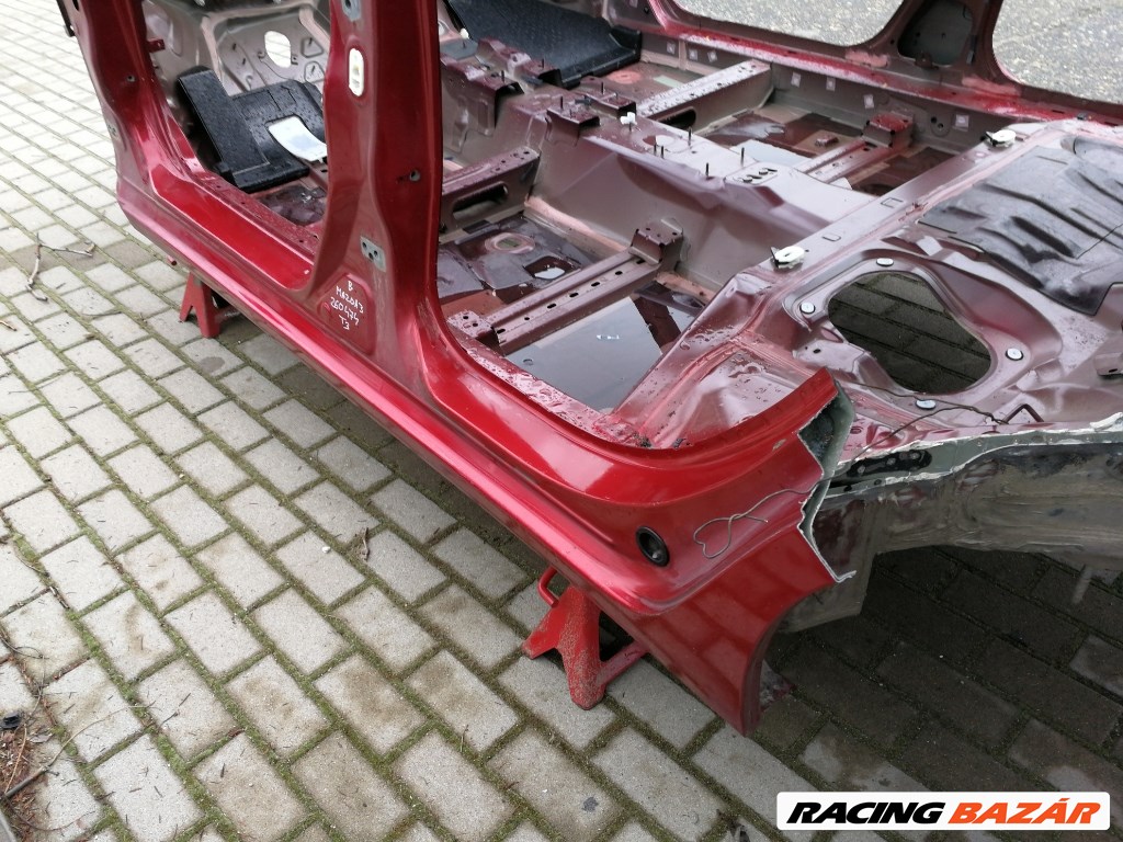 Mazda 3 5 ajtós bal küszöb 3. kép
