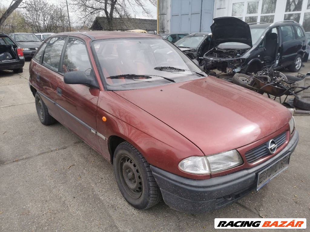 Opel Astra F GL 1.4i fényszóró  3. kép