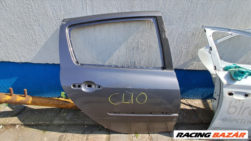 Renault Clio III jobb hátsó ajtó 363467c 5. kép