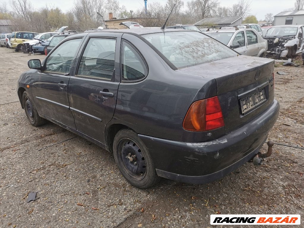 Volkswagen Polo Classic Classic 1.4 CSOMAGTÉR ajtó  3. kép