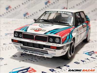 Lancia Delta Integrale #7 - Martini rally autó 1:18 1/18 modellautó modell autó (m01770)