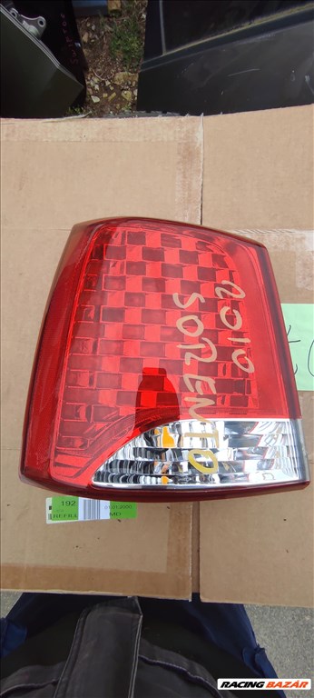 Kia Sorento (XM) Bal hátsó lámpa  924012p02 1. kép