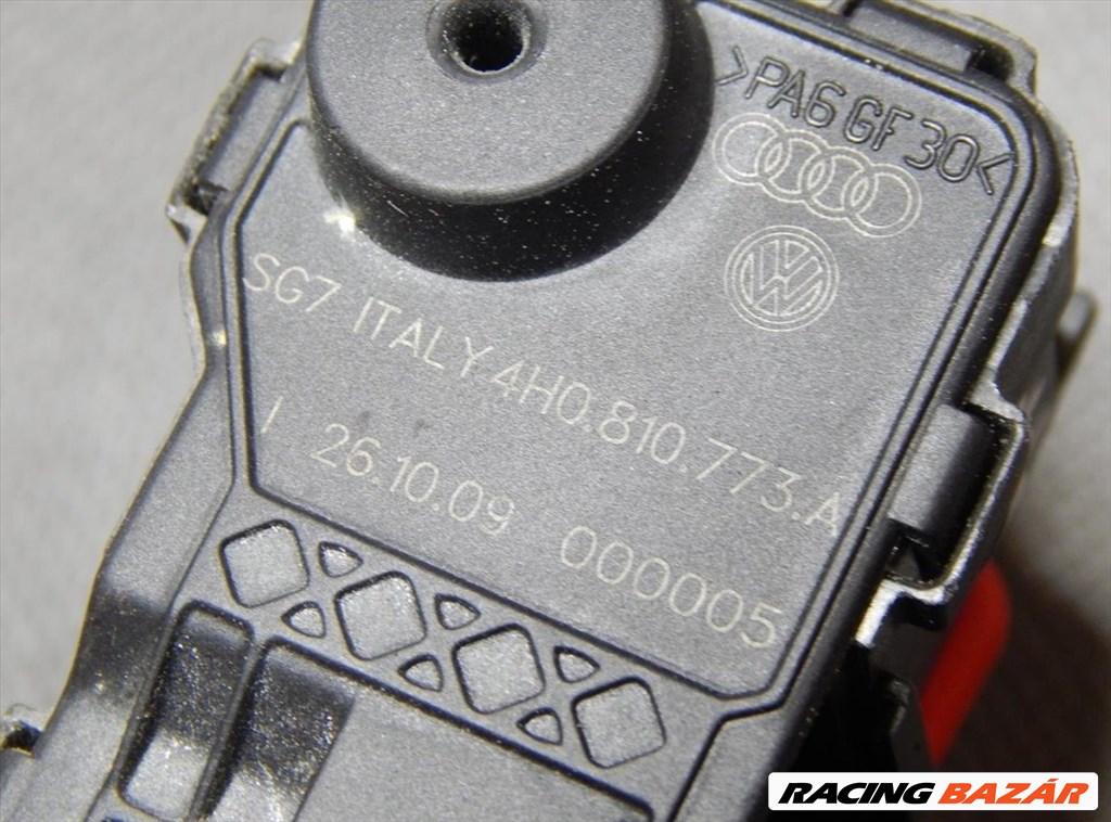 Audi A8 (D4 - 4H) tankajtó nyitó motor 4h0810773a 2. kép