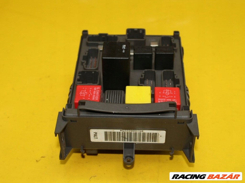 Renault Laguna II BSI modul biztosítéktábla 8200148810 2. kép