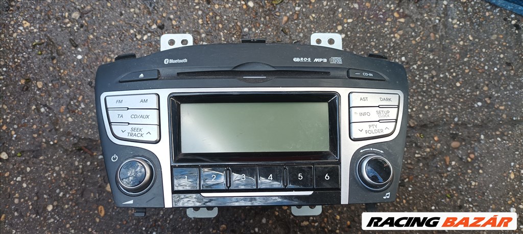 Hyundai ix35 bluetooth-os gyári rádió  961602y230 1. kép