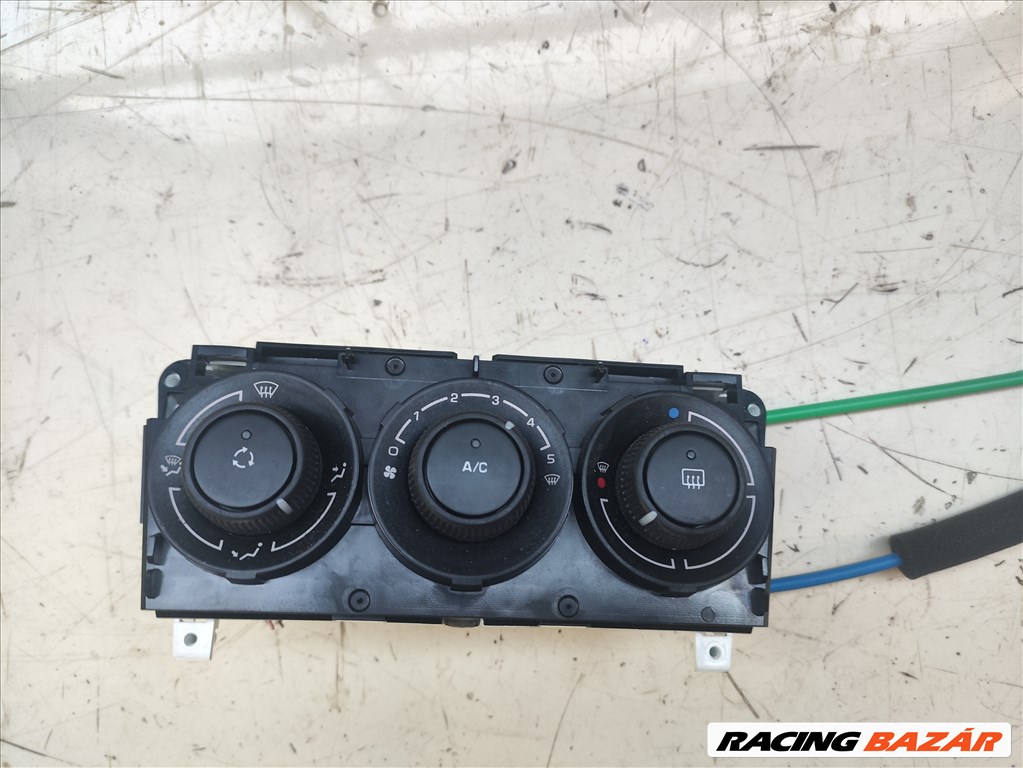 Citroën C3 Picasso fűtéskapcsoló  69947013 2. kép