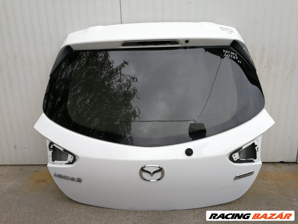 Mazda 2 5 ajtós csomagtérajtó 1. kép