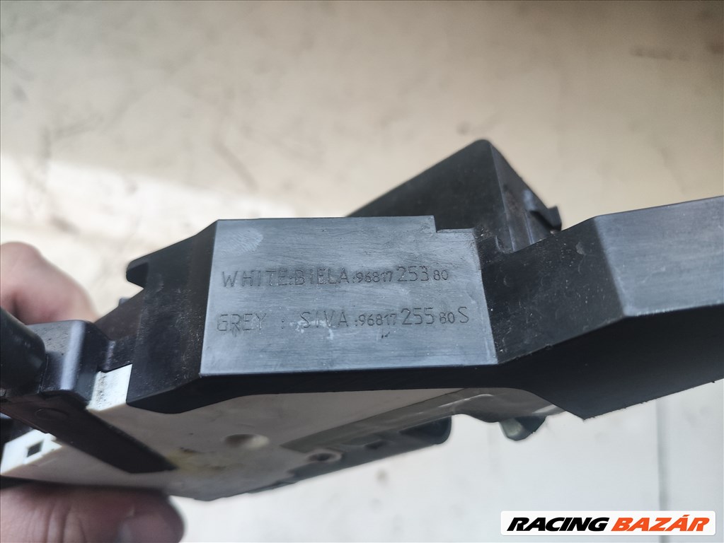 Citroën C3 Picasso jobb első ajtózár  9681725580 5. kép
