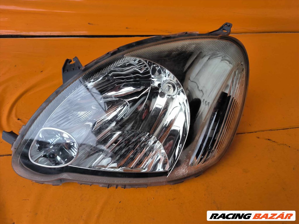 Toyota Yaris (XP10) Bal fényszóró 5. kép