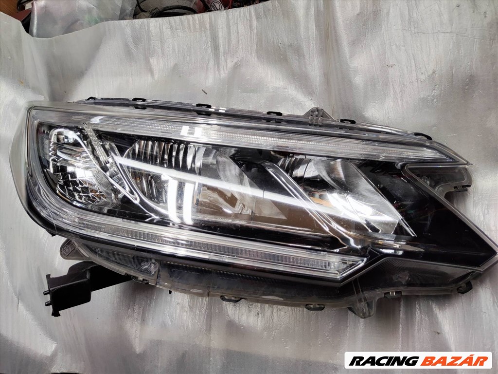 Honda CR-V 2015-2018 jobb fényszóró  33100T1GG71 2. kép