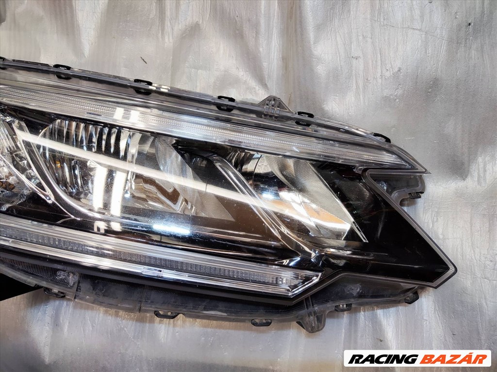 Honda CR-V 2015-2018 jobb fényszóró  33100T1GG71 4. kép