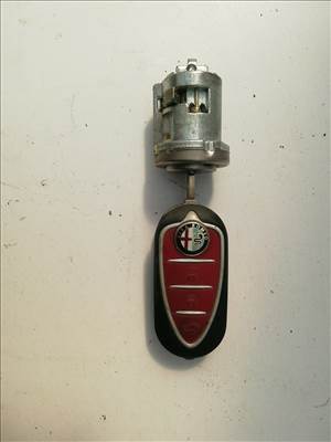 181896 Alfa Romeo MiTo, Giulietta kulcs gyújtászárbetéttel 