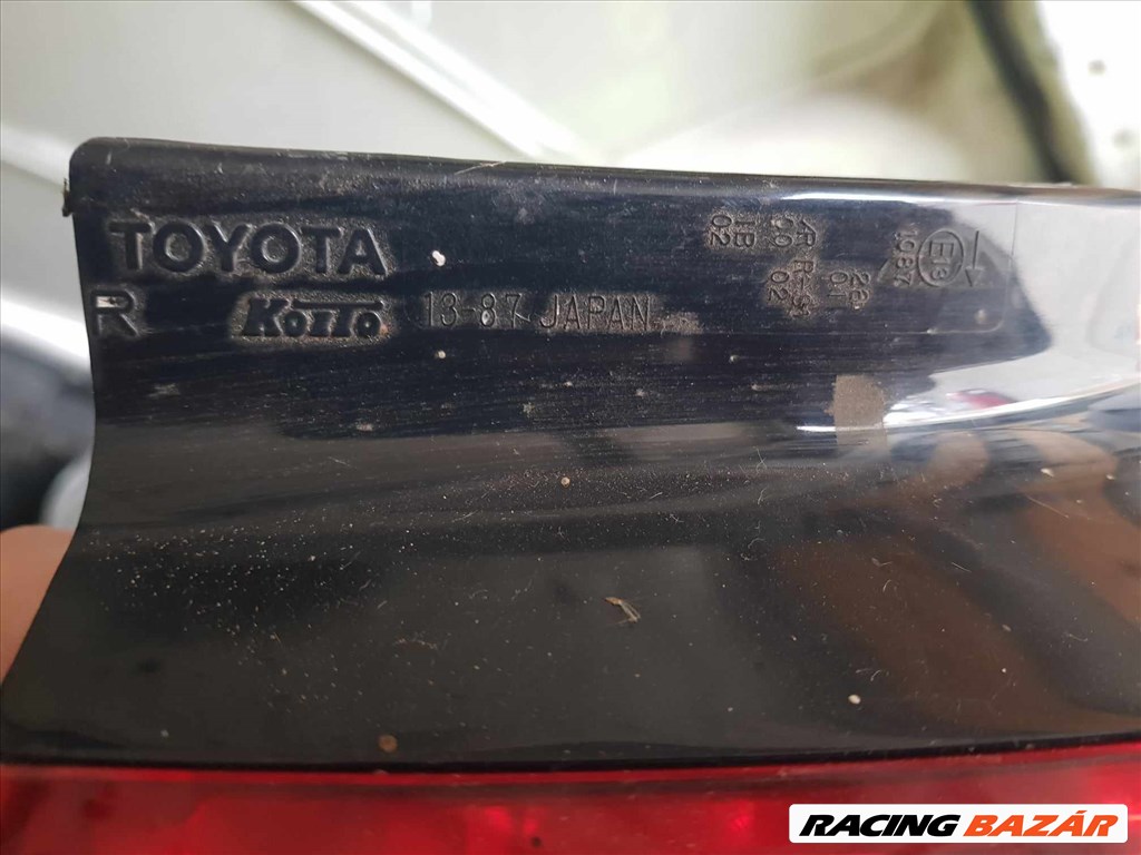Toyota Corolla (E120/E130) 1.4 VVT-i Hátsó lámpa  2. kép